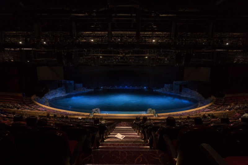 Centre Grand Tier Seat